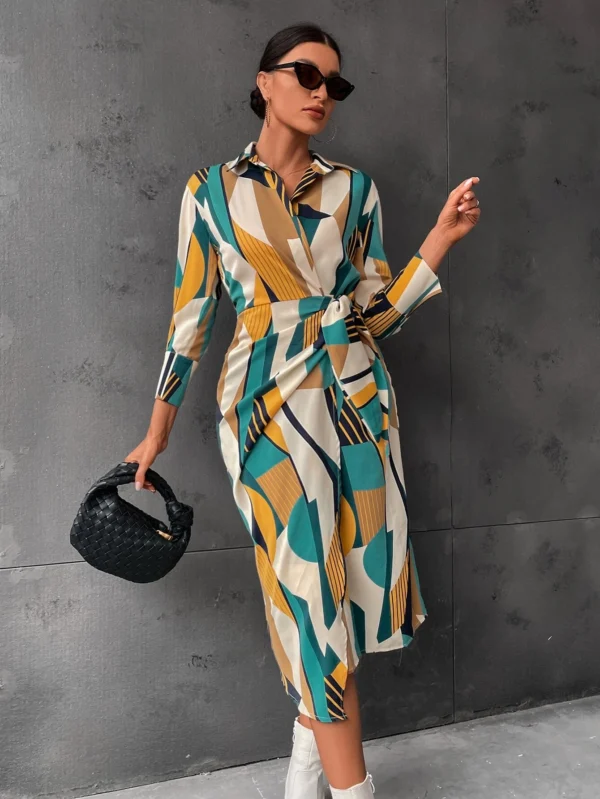 Robe classique blanche bleu vert jeune – Image 4