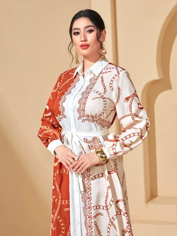 Robe à moitié orange moitié blanche en soie – Image 3